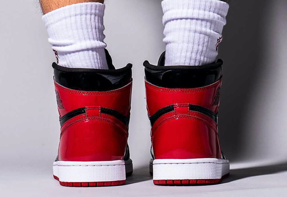 Кроссовки Nike Air Jordan 1 Patent Bred