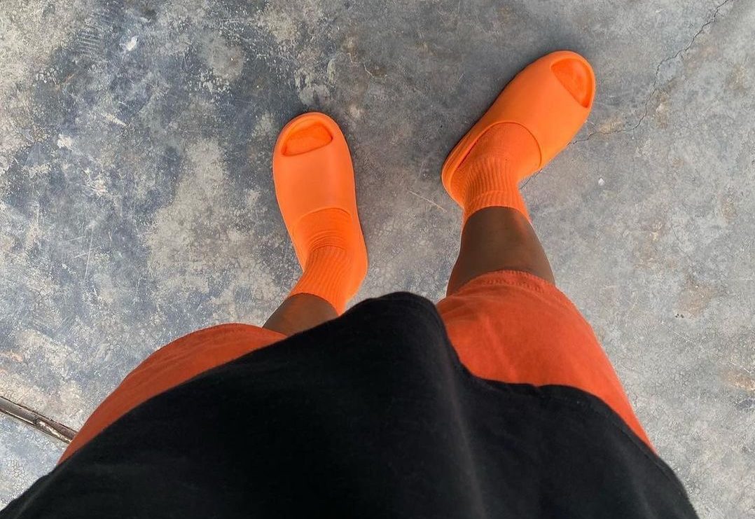 Сланцы Adidas Yeezy Slide Enflame Orange