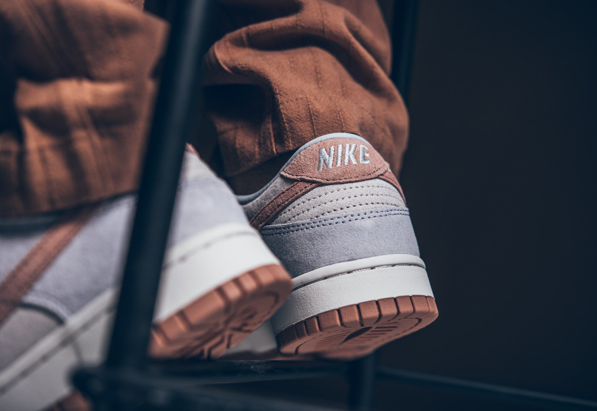 Кроссовки Nike Dunk Low Fossil Rose