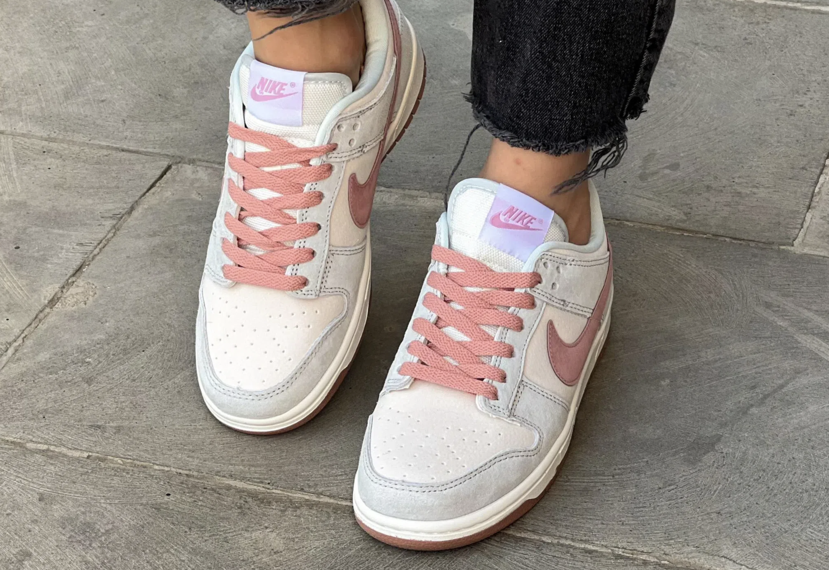 Кроссовки Nike Dunk Low Fossil Rose
