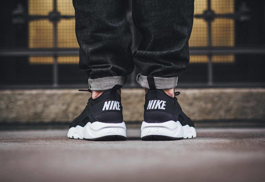 Кроссовки Nike Air Huarache Black White Ultra Чёрные