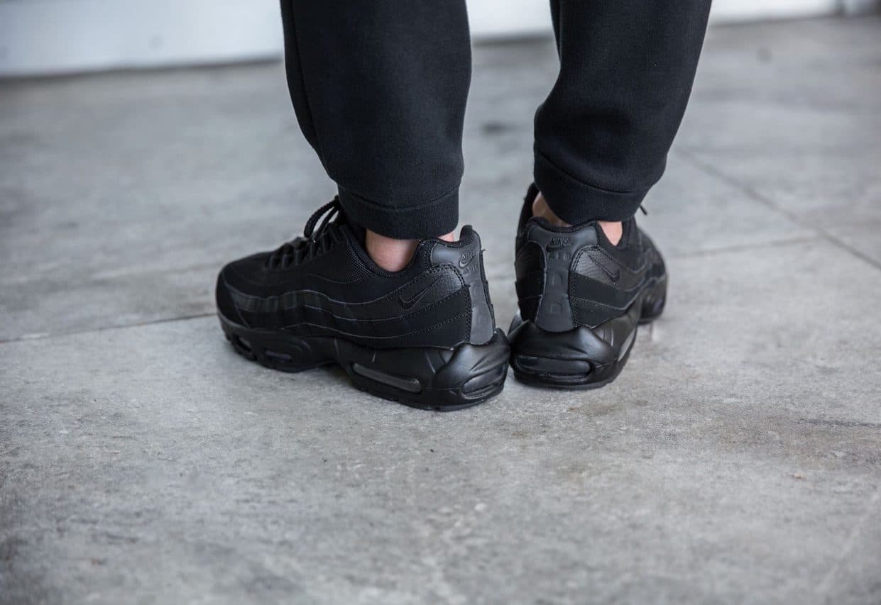 Кроссовки Nike Air Max 95 Black Чёрный