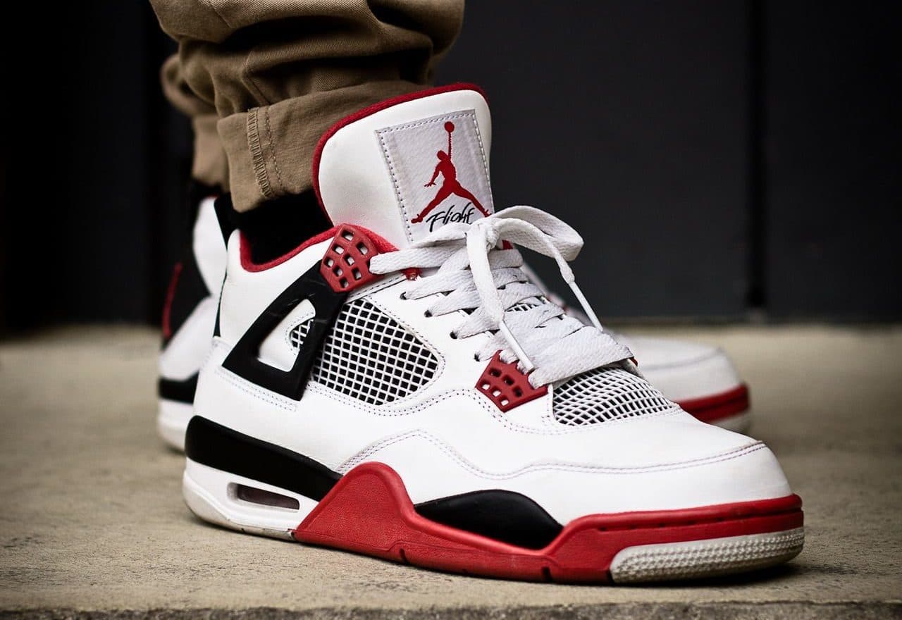 Кроссовки Air Jordan 4 Fire Red Белые