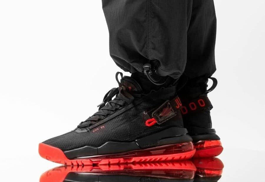 Кроссовки Air Jordan Proto Max 720 Bred Чёрные