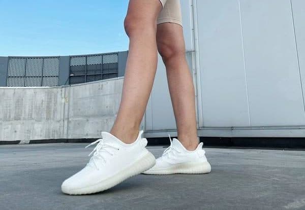 Кроссовки Adidas Yeezy Boost 350 v2 White Белые