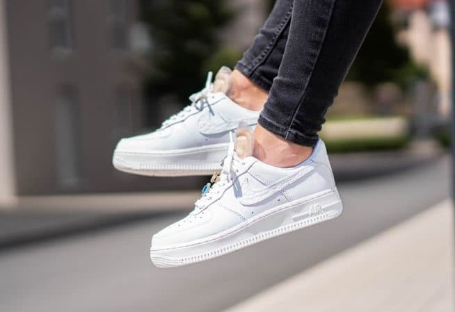 Кроссовки Nike Air Force 1 LX Bling Белые