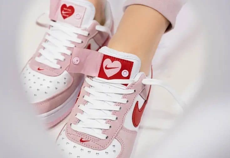 Кроссовки Nike Air Force 1 Valentine’s Day Love Letter