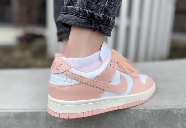 pink and orange nike dunks