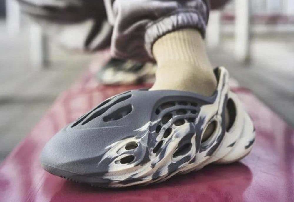Adidas Yeezy Foam Runner MXT Moon Grey