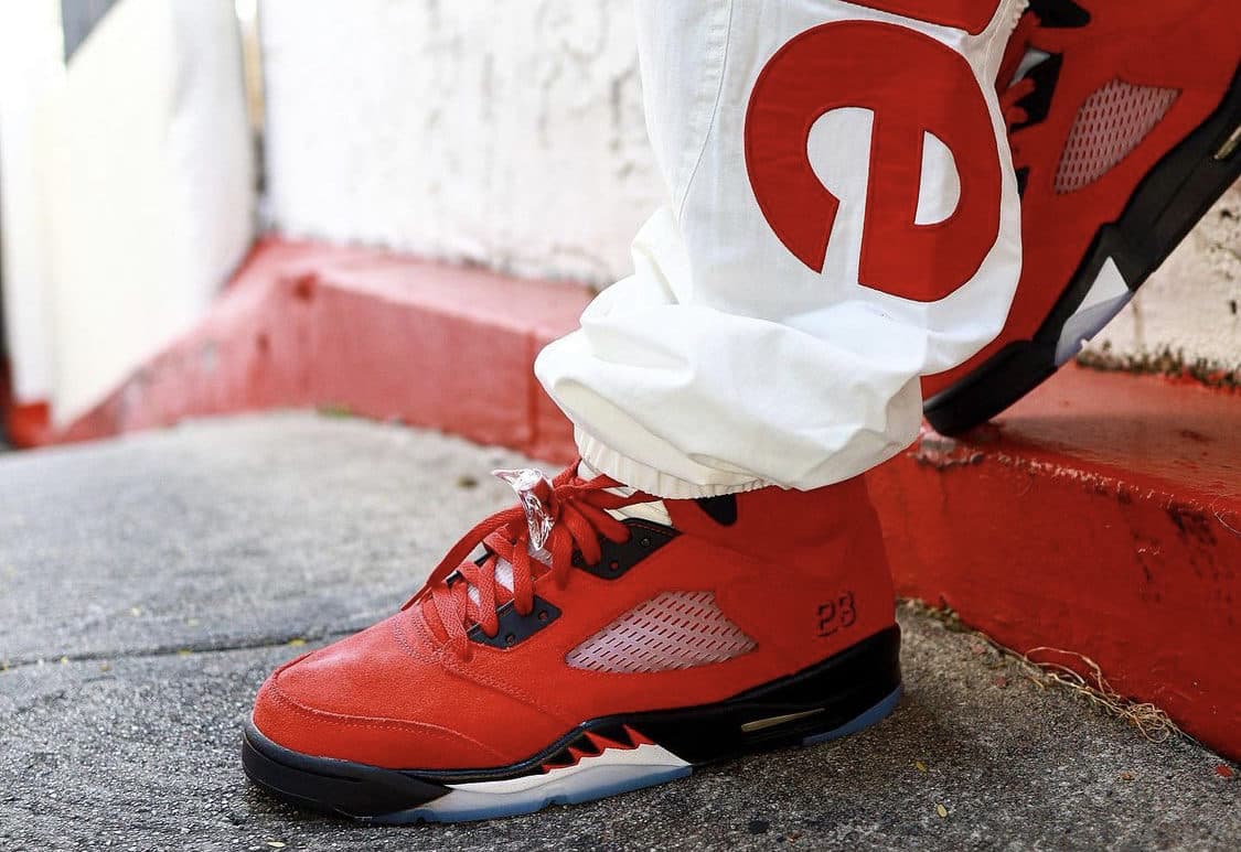 Кроссовки Air Jordan 5 Raging Bull Красные