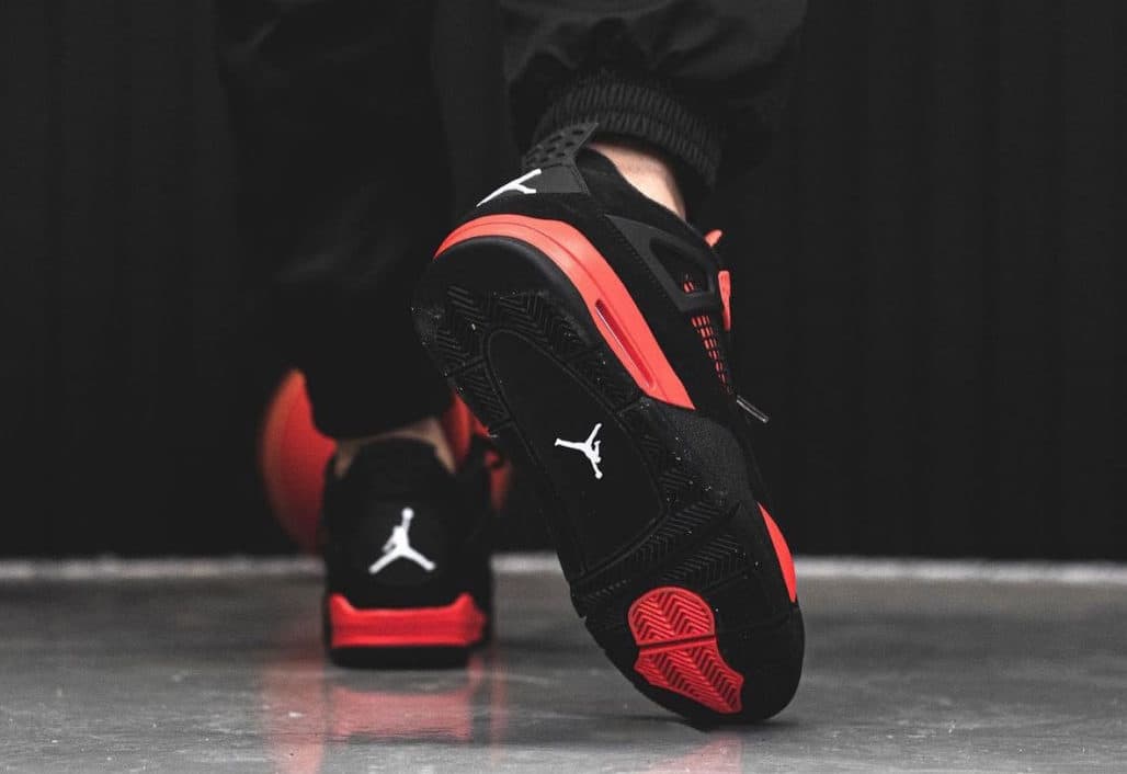 Кроссовки Air Jordan 4 Red Thunder