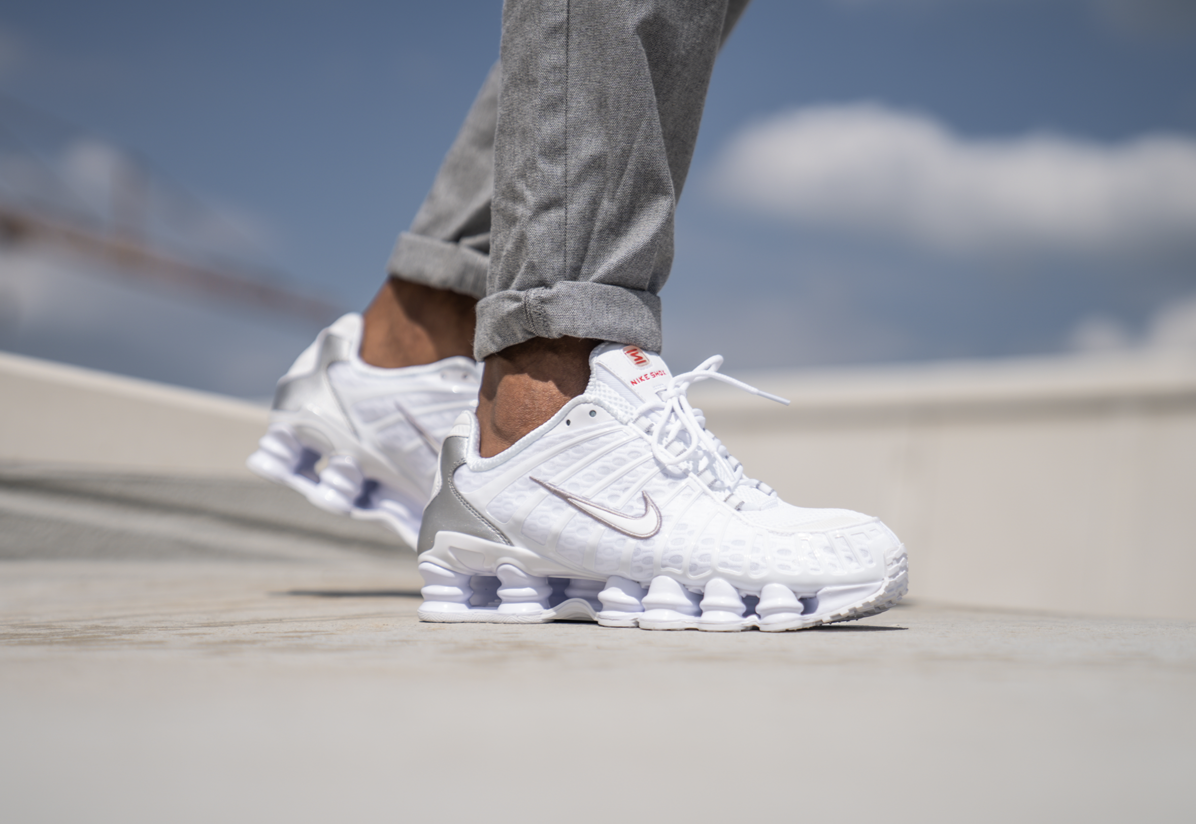 Кроссовки Nike Shox TL White купить за 5290 рублей со скидкой