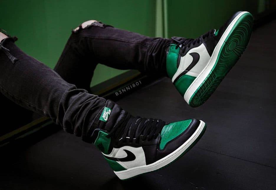 Кроссовки Nike Air Jordan 1 Pine Green