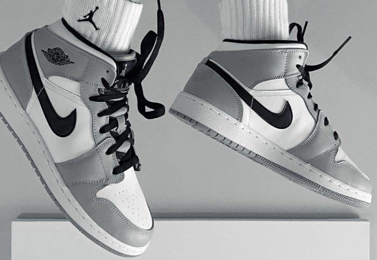 Кроссовки Air Jordan 1 Light Smoke Grey