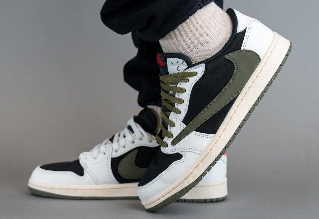 Кроссовки Air Jordan 1 Low Travis Scott Olive