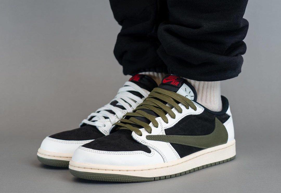 Кроссовки Air Jordan 1 Low Travis Scott Olive